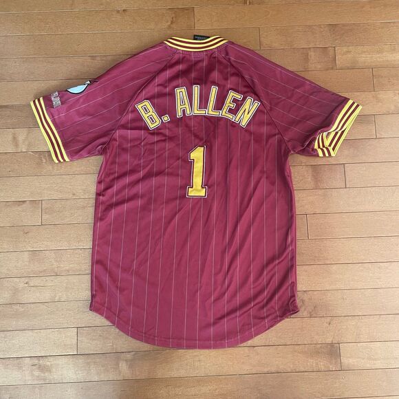 DC Comics The Flash Central City Batting Jersey - Box Lunch Exclusive XS - Picture 2 of 7